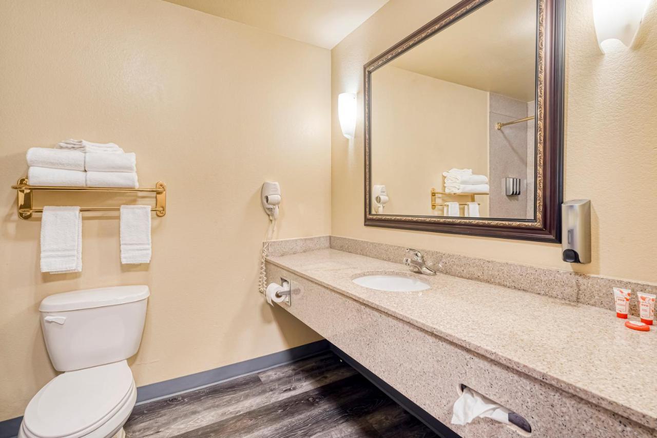 Oyo Townhouse Wichita Falls West 외부 사진
