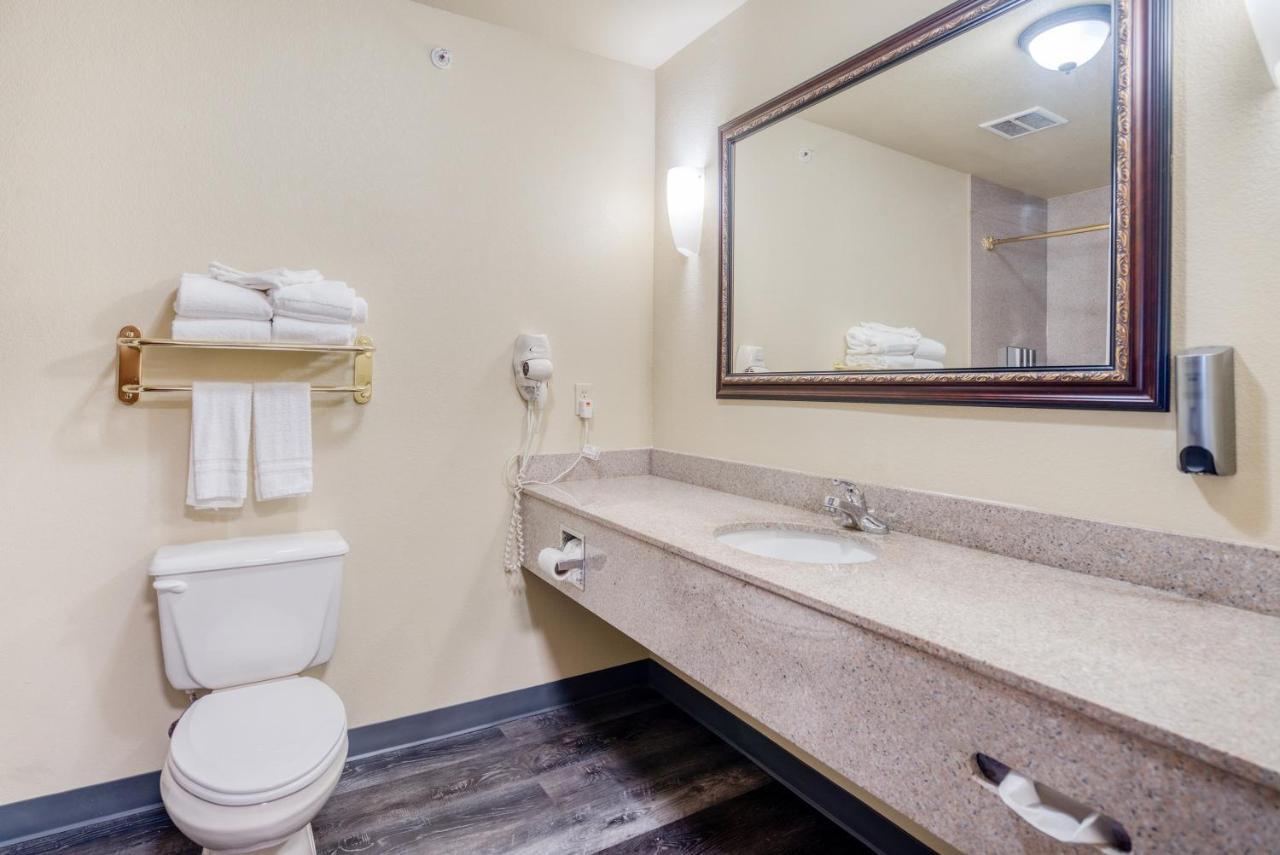 Oyo Townhouse Wichita Falls West 외부 사진